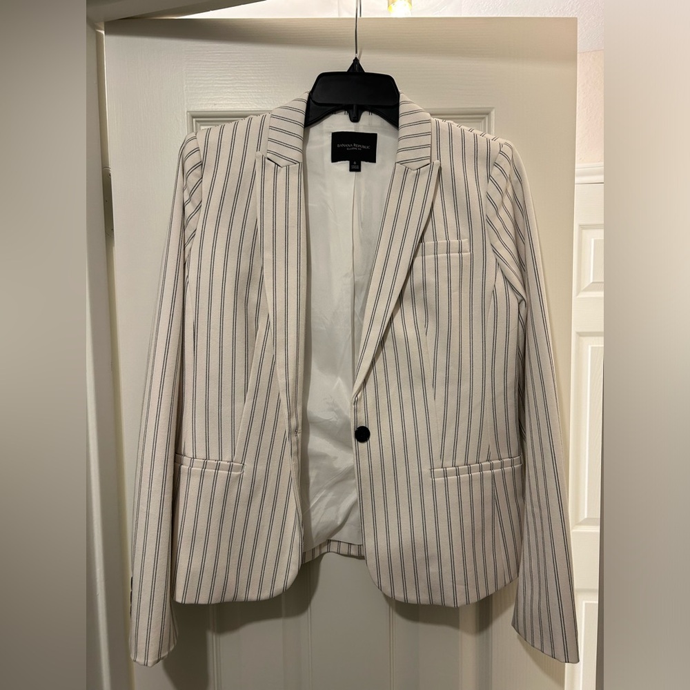 Classic Fit Blazer